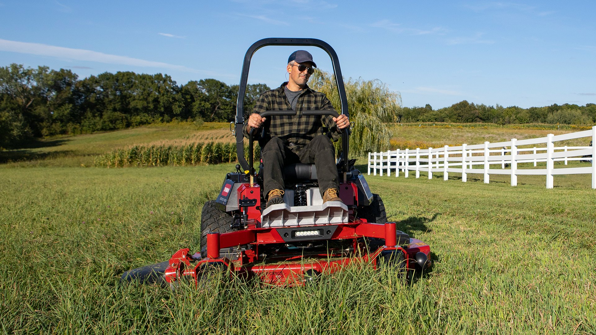 Toro z master 2000 zero turn mower 24.5 hp top