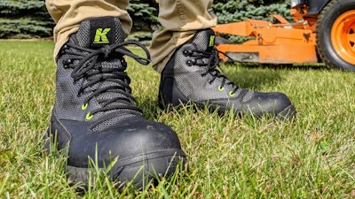 Kujo X1 Landscape Boot3 Black Green Lifestyle