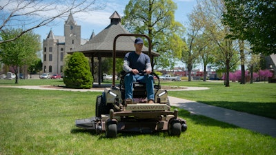 337G Zero-Turn MidMount Mower