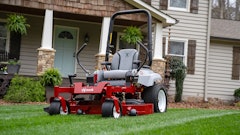 Exmark Radius E Series 48 2 B In Use 4