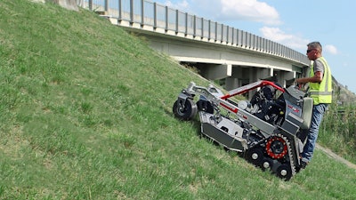 TSX 561 i Stand-On Tracked Mower