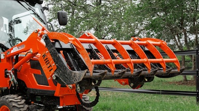 Kio Tract Cx Cab Grapple 0866