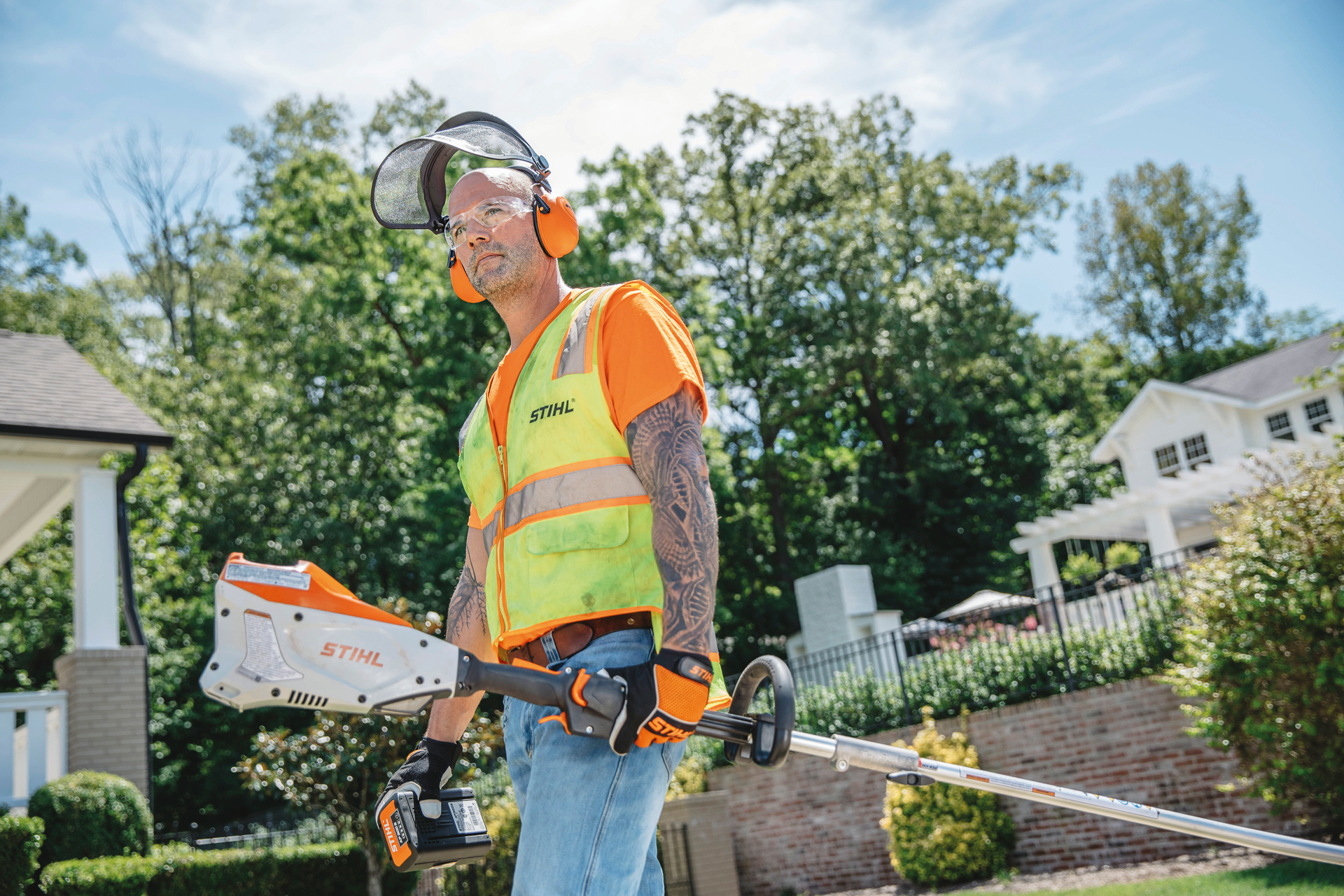 STIHL continues to enhance it's gas-powered units while also growing it's professional battery 135 platform that includes a KombiMotor and other tools.