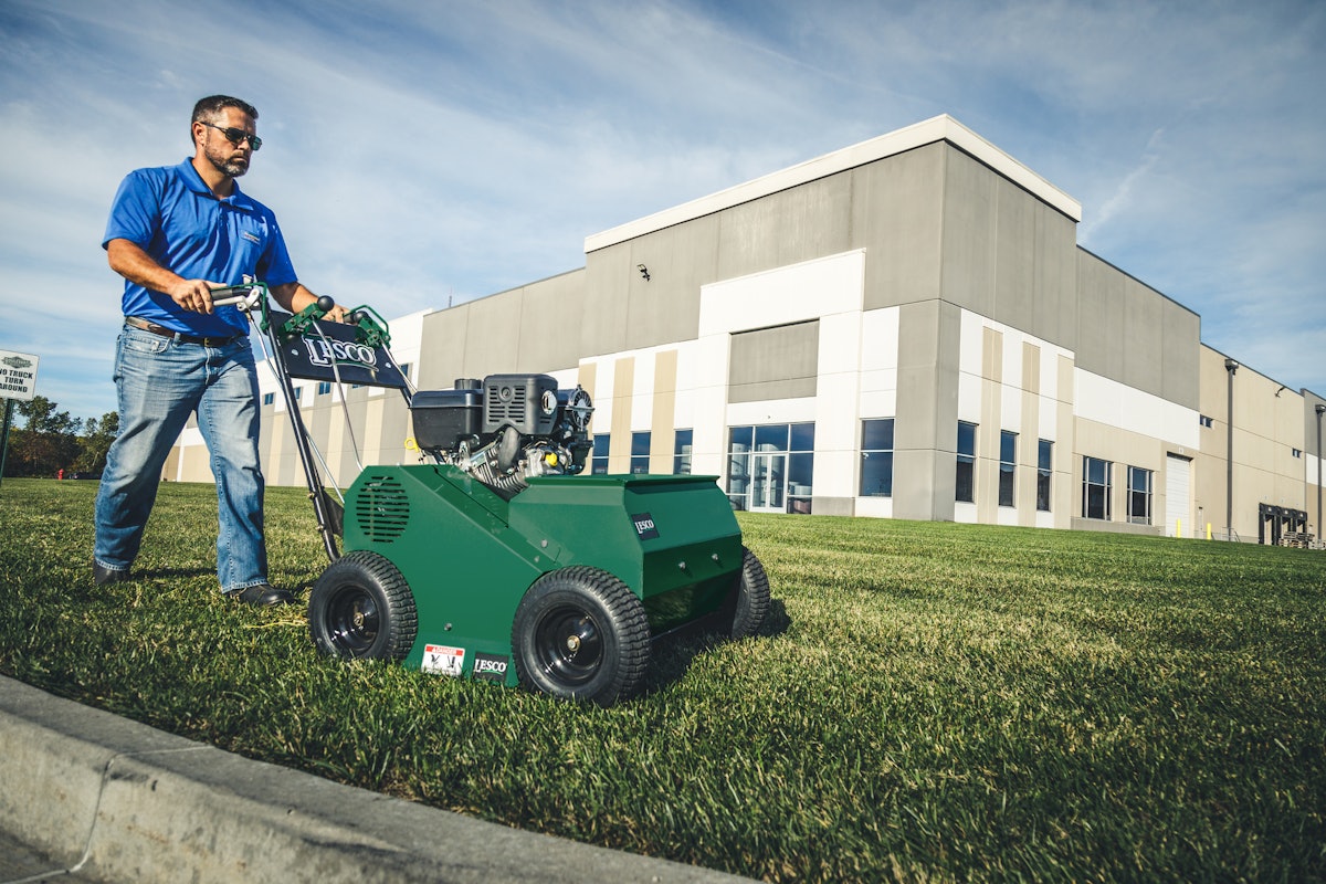 Lesco aerator on sale 30
