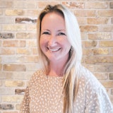 Sarah Webb Headshot