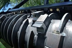 Designed for landscaping or clearing environments and intermittent ground contact, Diamond Mowers’ Twin Chisel Planer Teeth are made of hardened steel for strength and impact resistance.