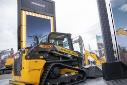 New Holland Construction C330 Image 1 64230be93426b