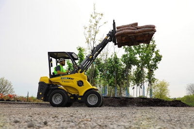 The way the ground drive is set up in a compact articulated loader will minimize turf disturbance, and operators can maneuver around tight corners