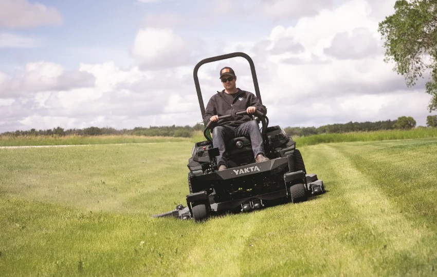 Yakta Unveils YXR Lineup of Zero-Turns From: Yakta | Green