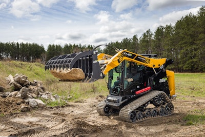 The VT-80 and VT-80 Forestry are vertical lift machines designed for landscaping, construction and forestry applications.