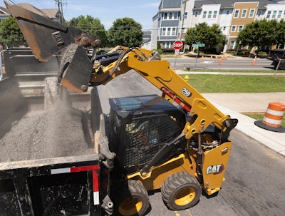 Cat 250 Skid-Steer Loader