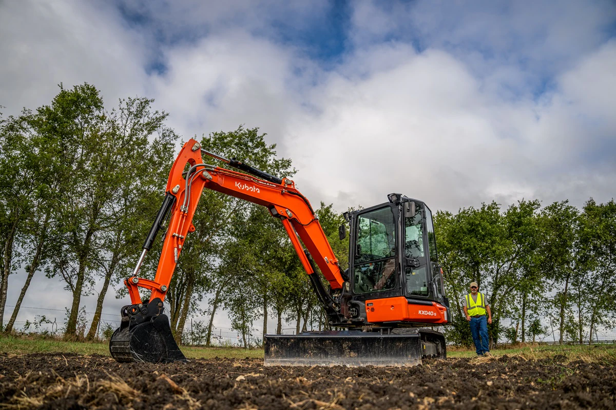 Kubota Tractor Corp. Unveils KX040-5 Compact Excavator From: Kubota