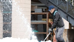 Makita Sn400 Mp Action Shot 2 67b4fbe069ae5