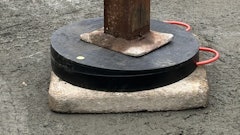 LevelRight users can adjust the overall angle from 0-10 degrees and adjust in two planes up to 5 degrees. The 24-in. diameter LevelRight will accept up to a 20-in. square or 24-in. round outrigger float.