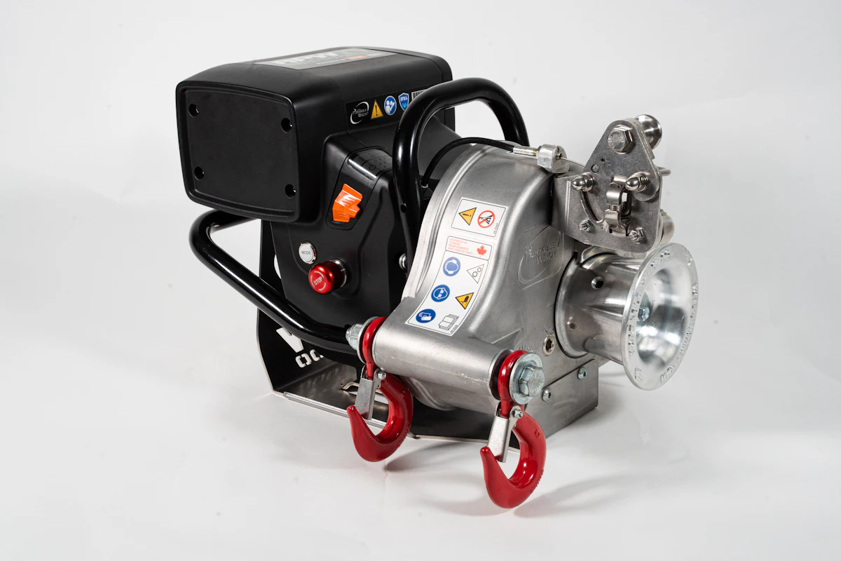 Portable Winch Launches APW6000 Electric Winch with STIHL AP Battery Power  | Green Industry Pros