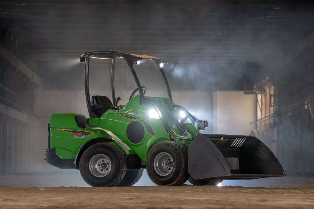 8035 ZTS Mini Excavator From: JCB Inc. | Green Industry Pros