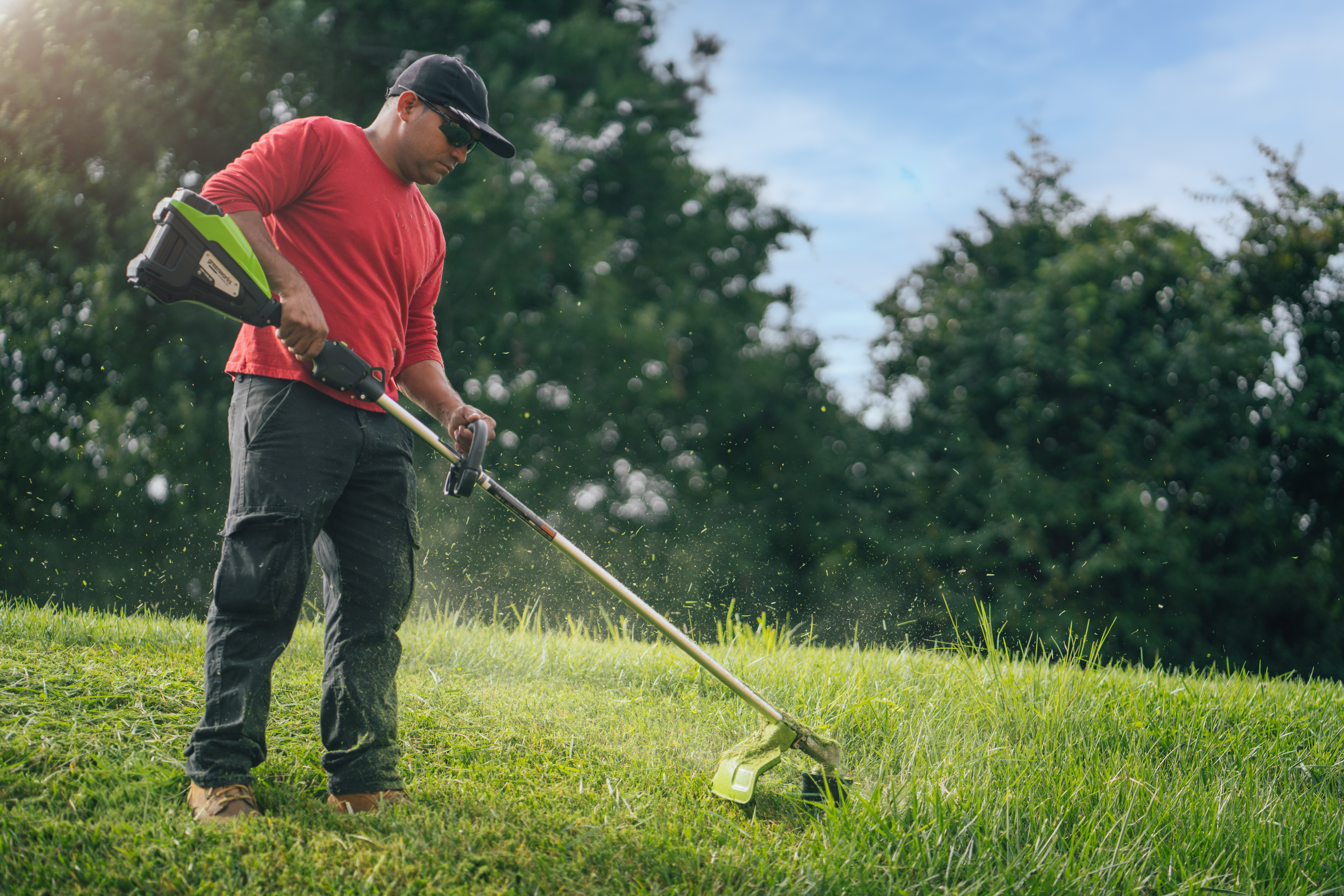 82 V Optimus 1 3k W 17 Top Mounted String Trimmer