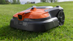 Automower 560 Epos Vision Technology (lifestyle)