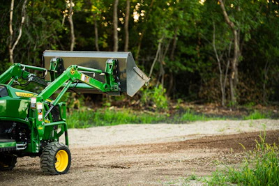 John Deere Bucket 3